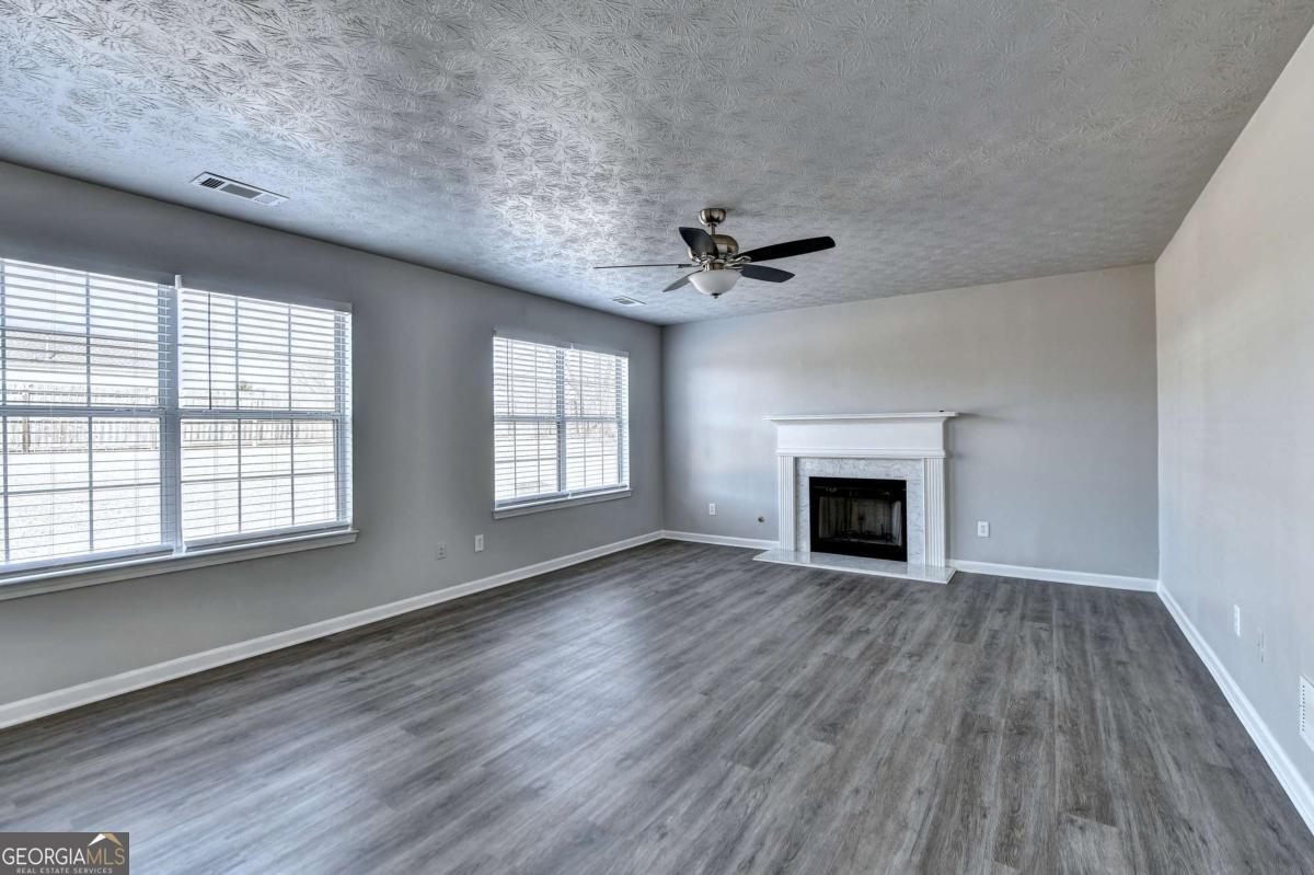 3184 English Ivy Lane Buford GA 30519