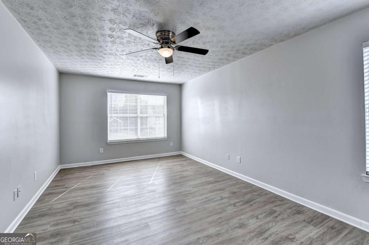 3184 English Ivy Lane Buford GA 30519