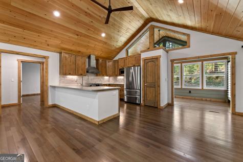 105 Loftis Mtn Road Blairsville GA 30512