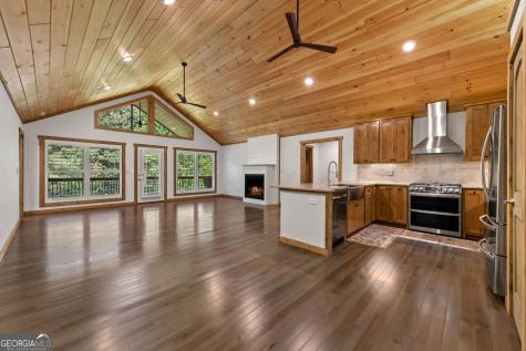 105 Loftis Mtn Road Blairsville GA 30512