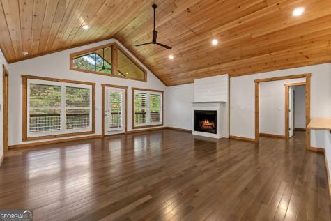 105 Loftis Mtn Road Blairsville GA 30512