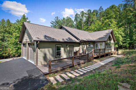 105 Loftis Mtn Road Blairsville GA 30512
