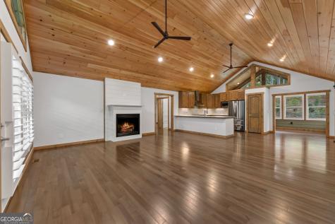 105 Loftis Mtn Road Blairsville GA 30512
