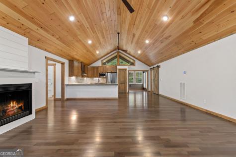 105 Loftis Mtn Road Blairsville GA 30512