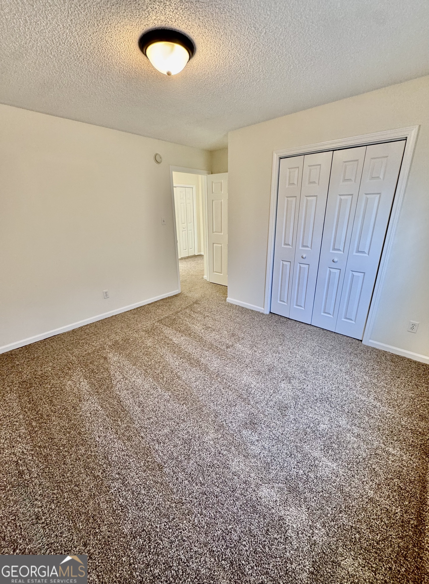 279 Longleaf Circle Pooler GA 31322