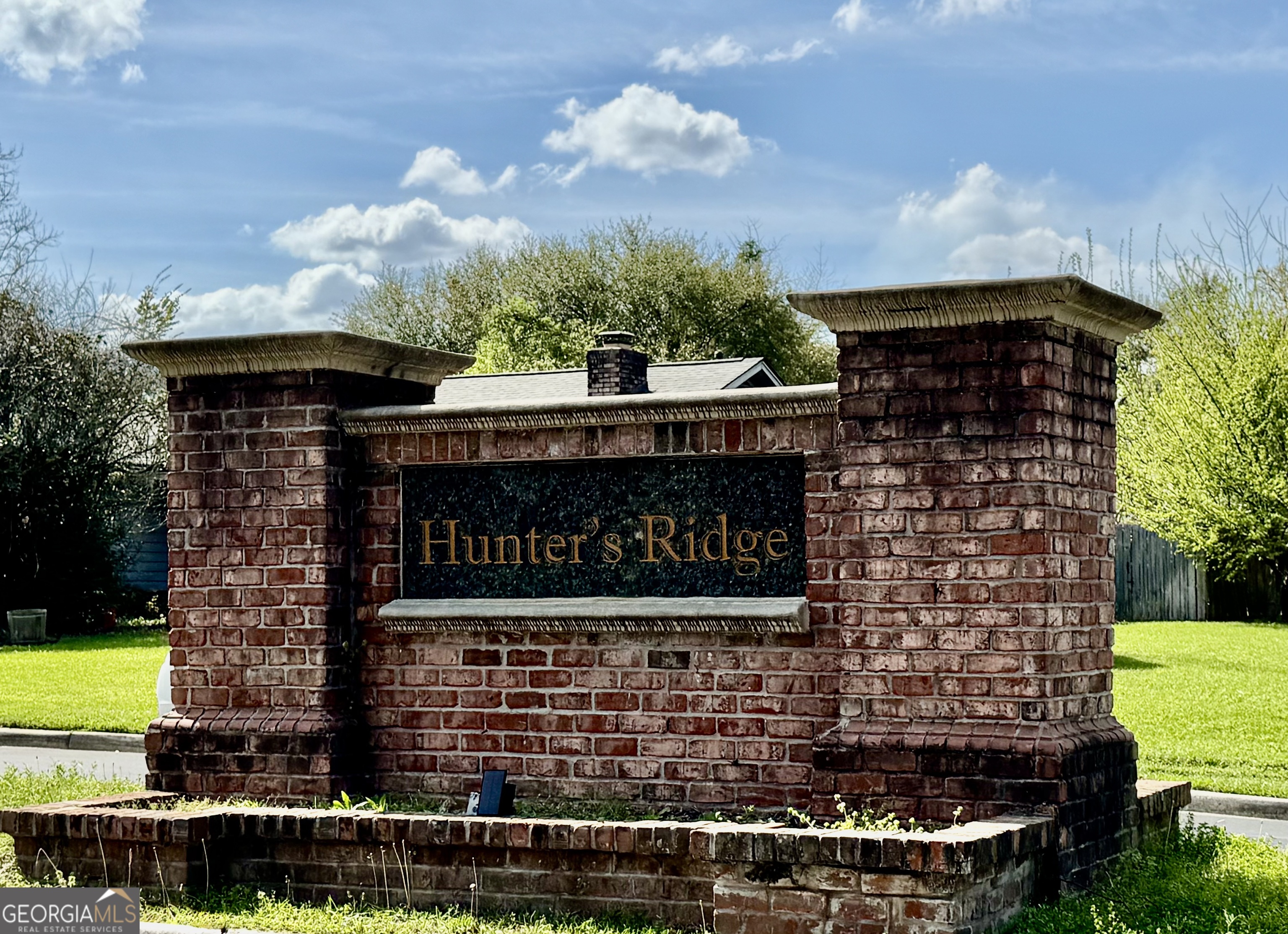 279 Longleaf Circle Pooler GA 31322