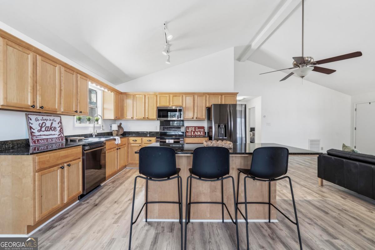 268 W River Bend Drive Eatonton GA 31024
