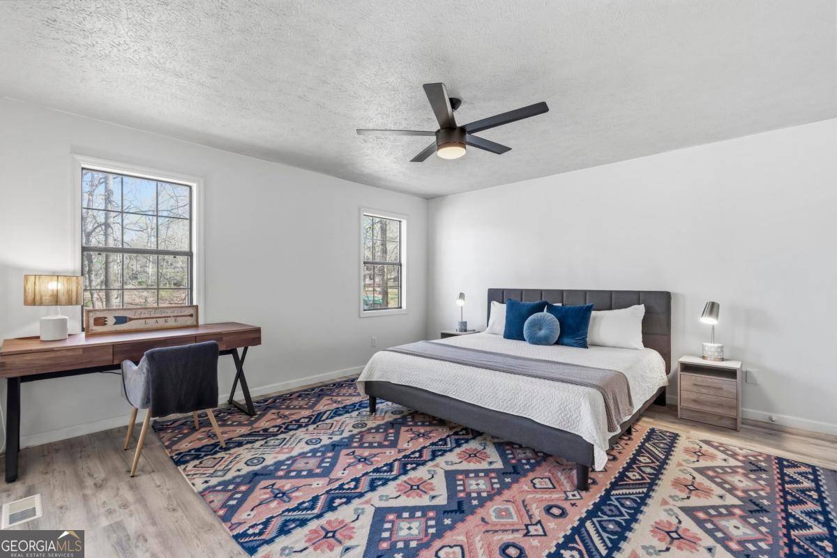 268 W River Bend Drive Eatonton GA 31024