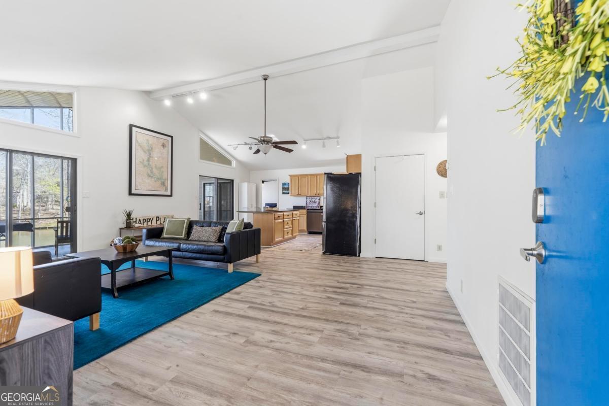 268 W River Bend Drive Eatonton GA 31024