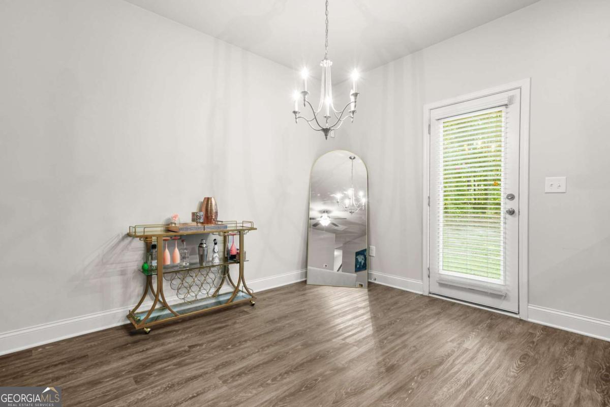 6256 Trickle Bend Atlanta GA 30349