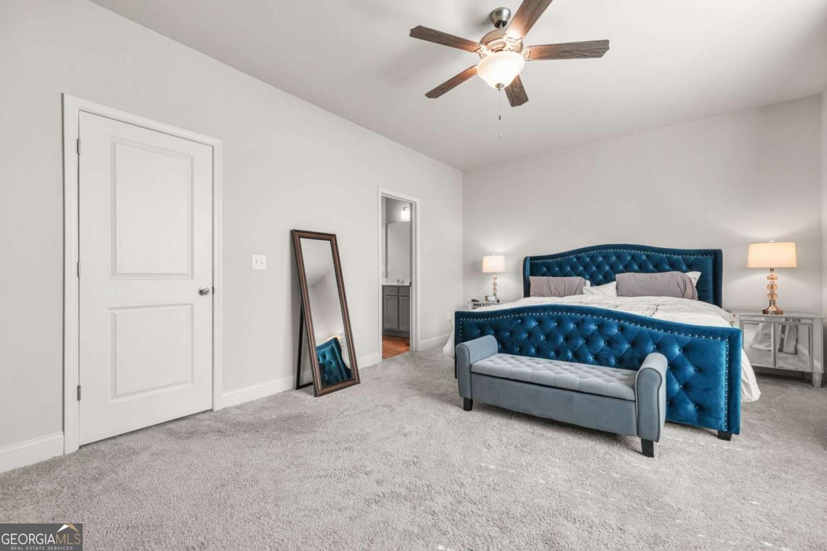 6256 Trickle Bend Atlanta GA 30349
