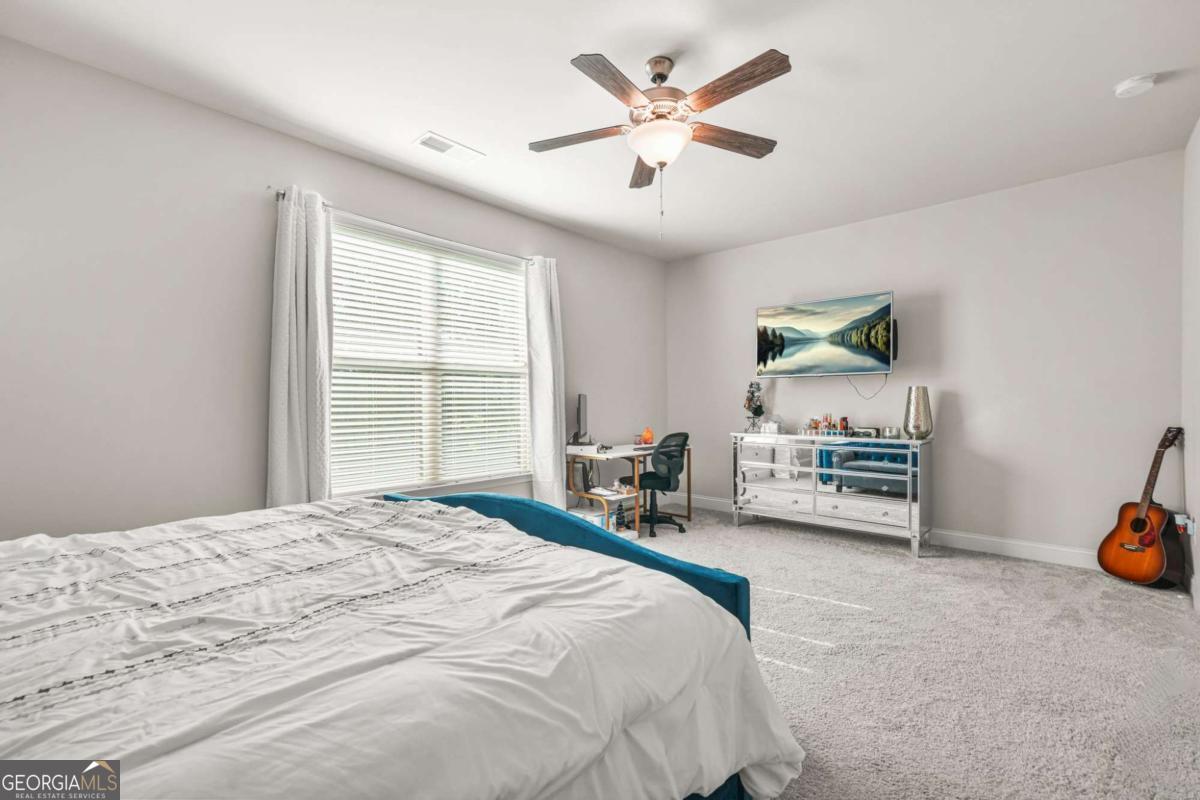 6256 Trickle Bend Atlanta GA 30349