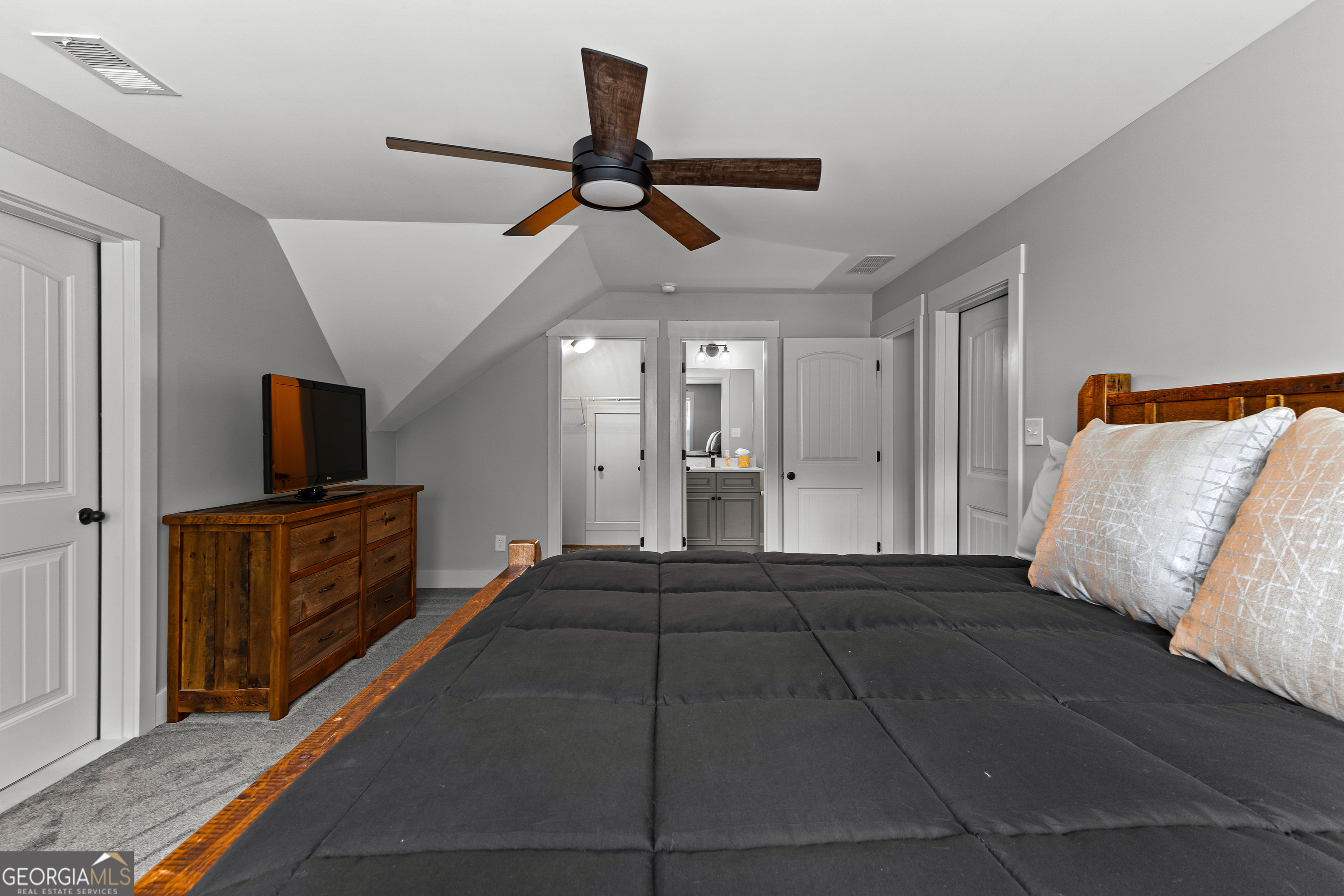 27 Dorian Court Newnan GA 30265