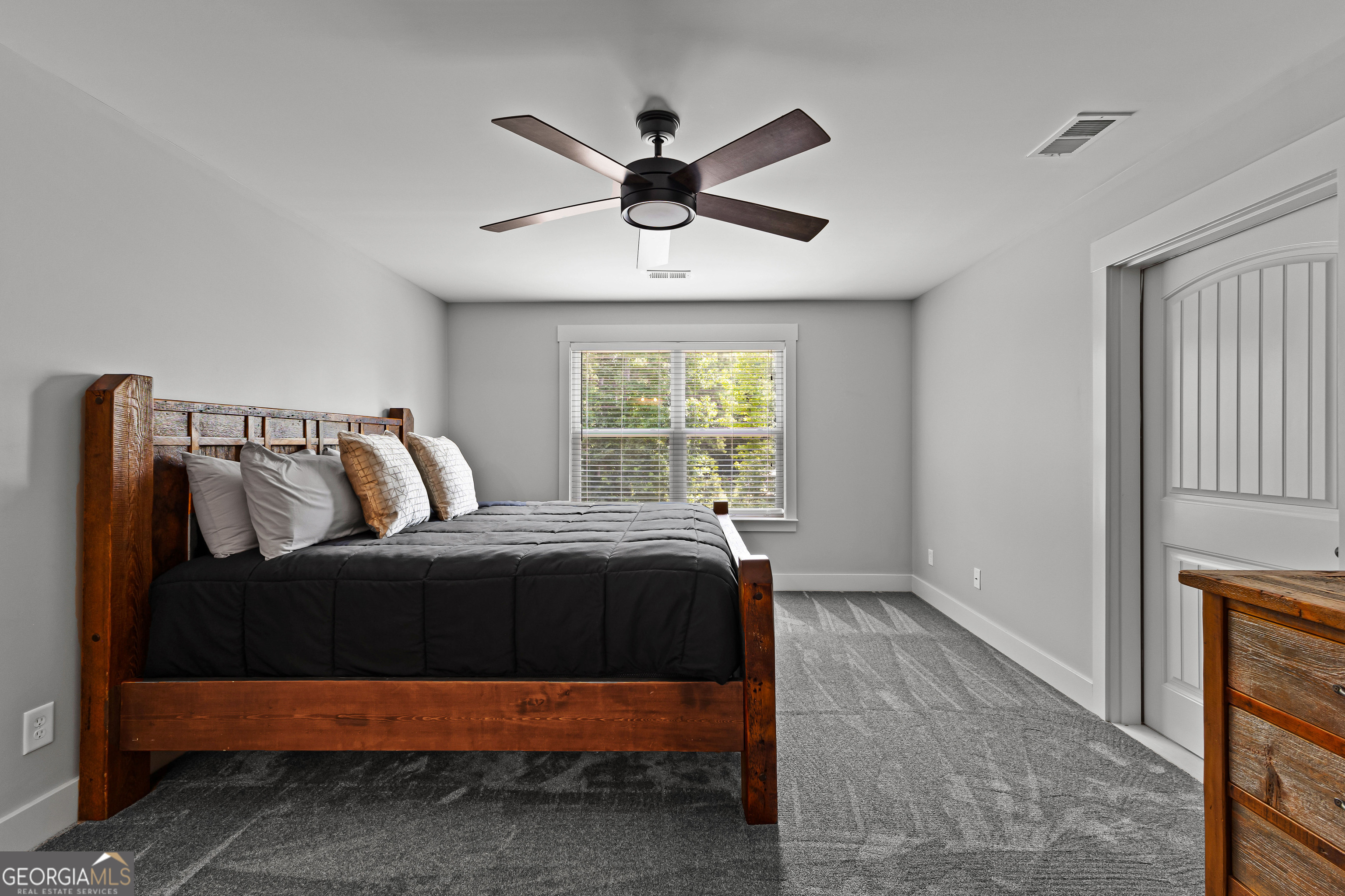 27 Dorian Court Newnan GA 30265