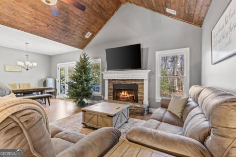 41 Brumby Trail Ellijay GA 30536