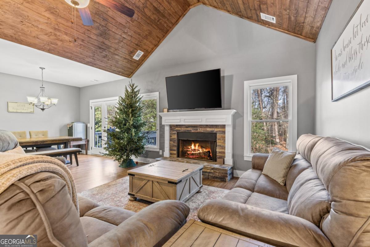 41 Brumby Trail Ellijay GA 30536