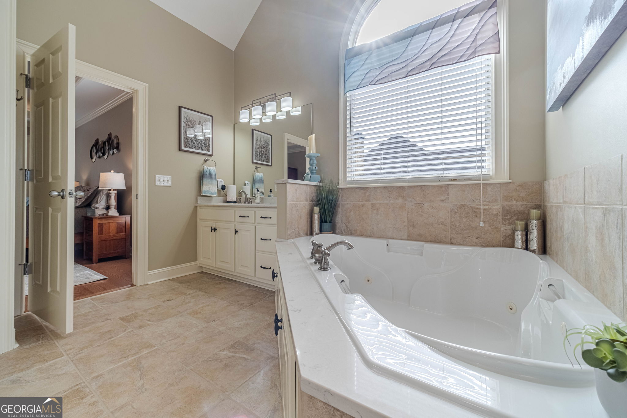 1409 Silver Thorne Court Loganville GA 30052