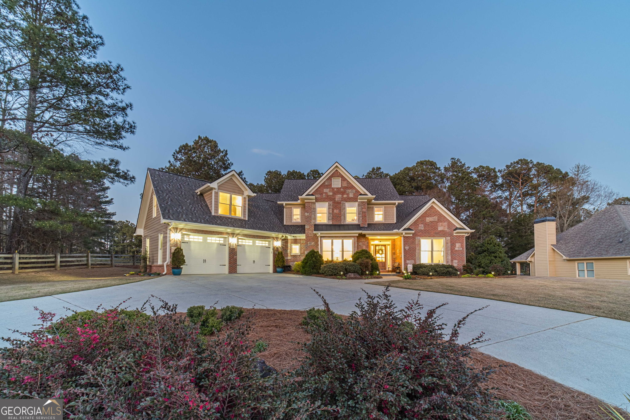 1409 Silver Thorne Court Loganville GA 30052