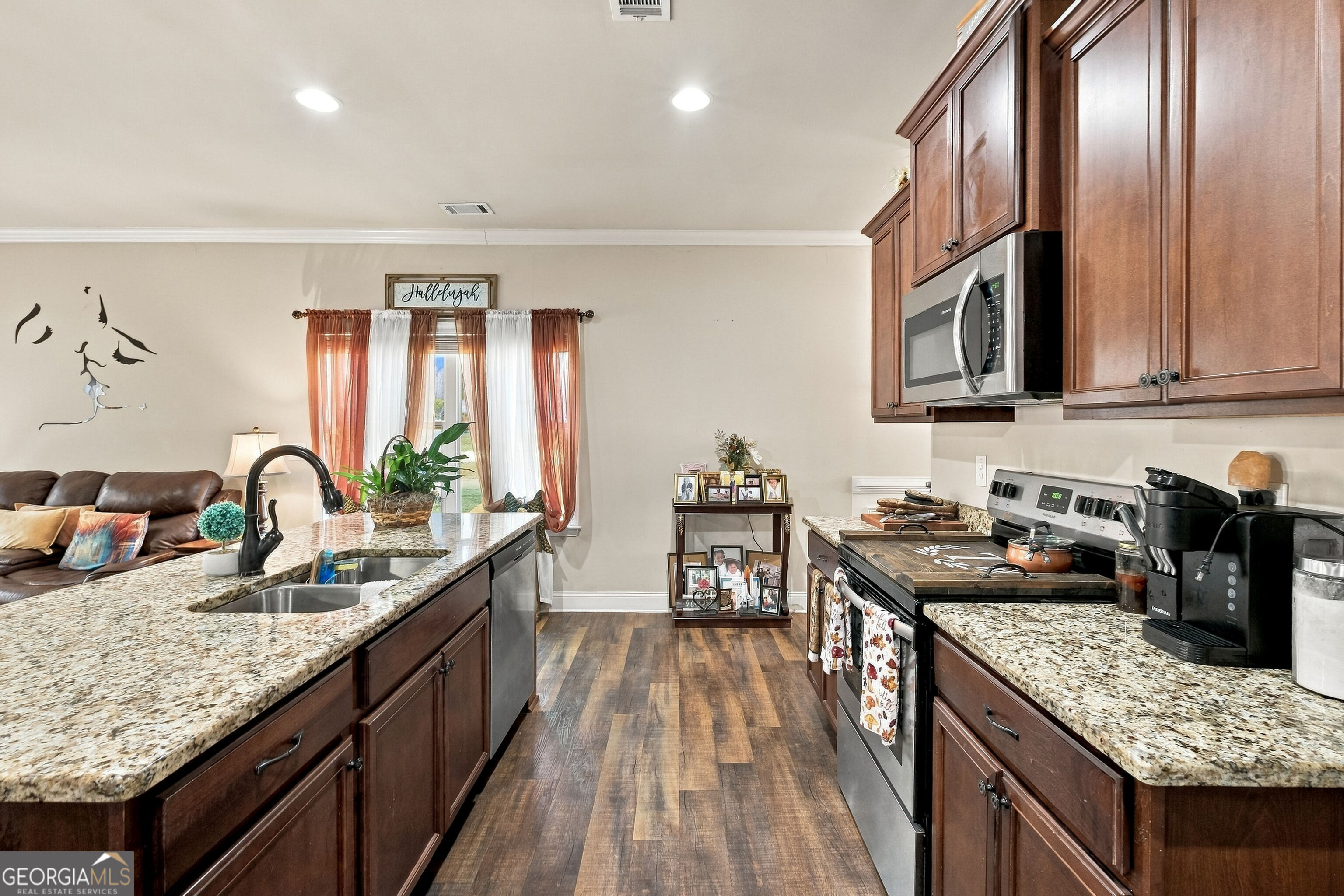 130 Huntington Manor Court Cornelia GA 30531