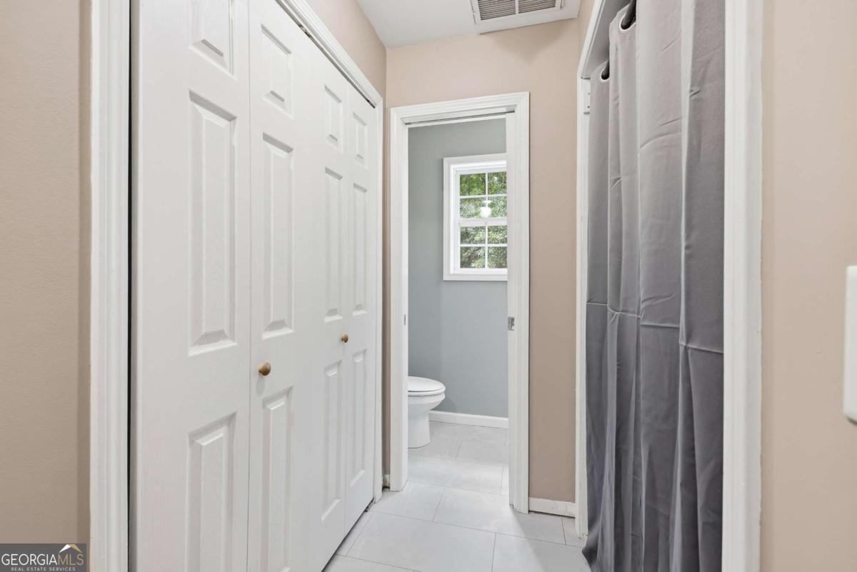 284 Poplar Creek Road Stephens GA 30667