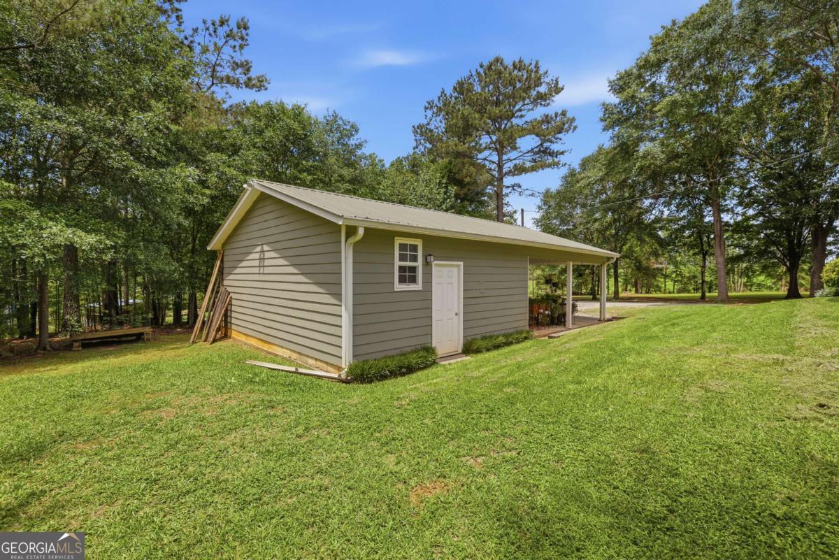 284 Poplar Creek Road Stephens GA 30667