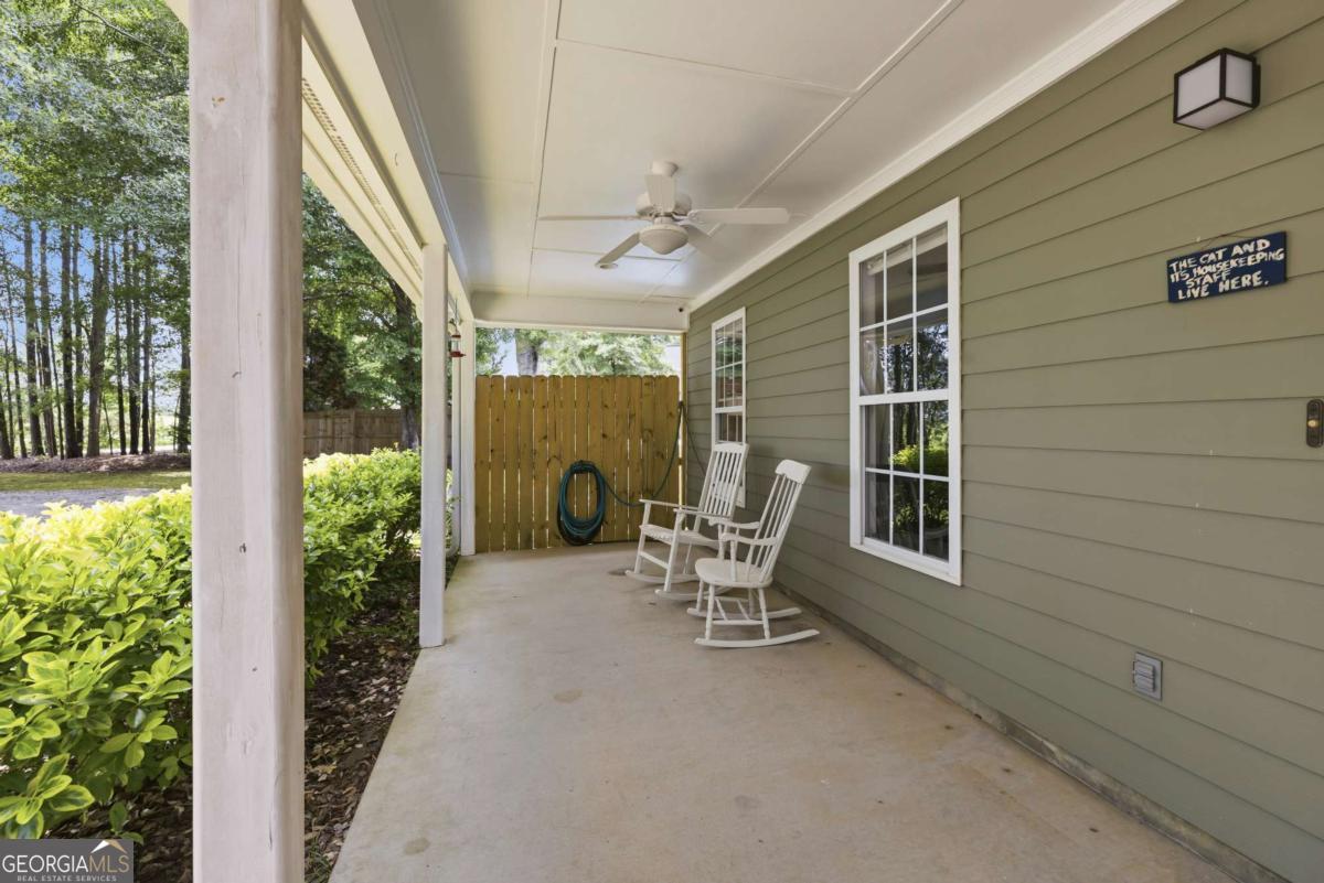284 Poplar Creek Road Stephens GA 30667