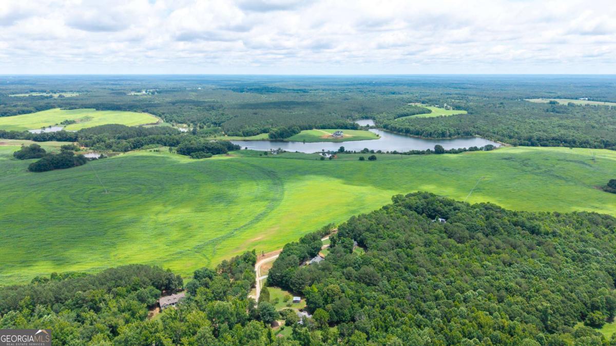 284 Poplar Creek Road Stephens GA 30667