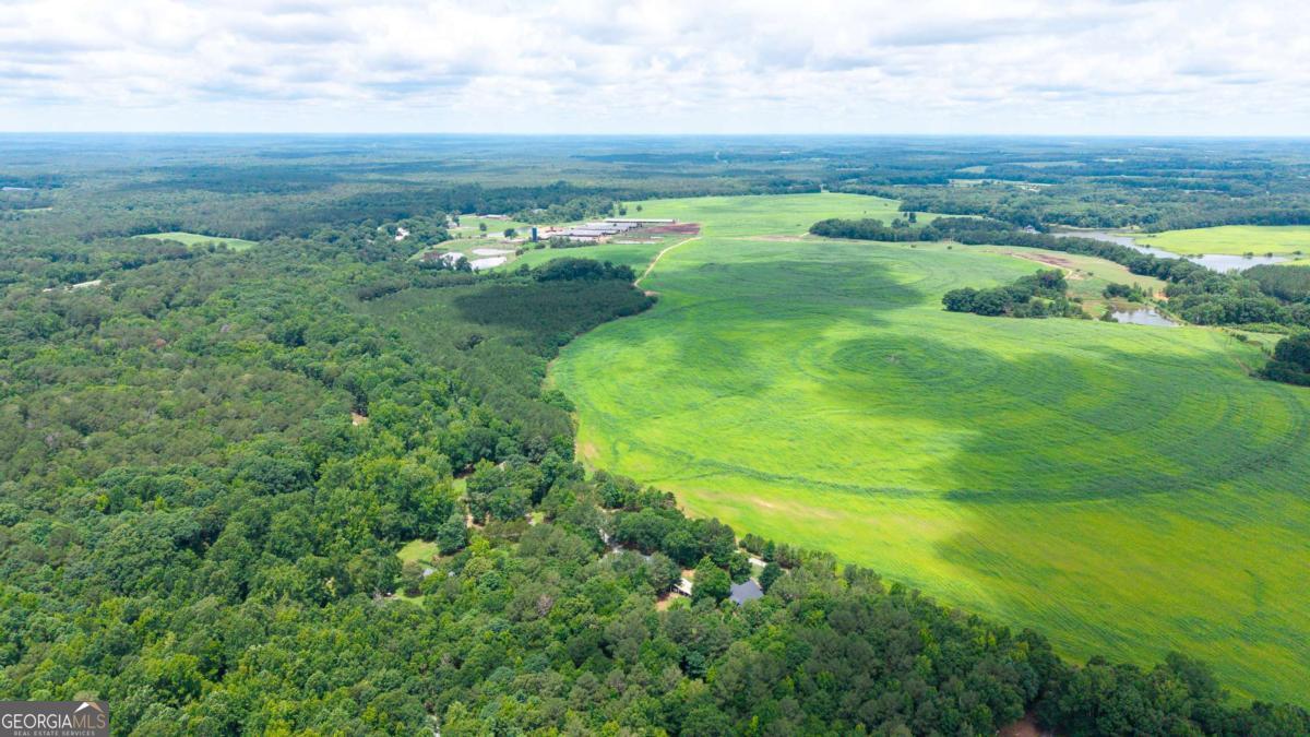284 Poplar Creek Road Stephens GA 30667