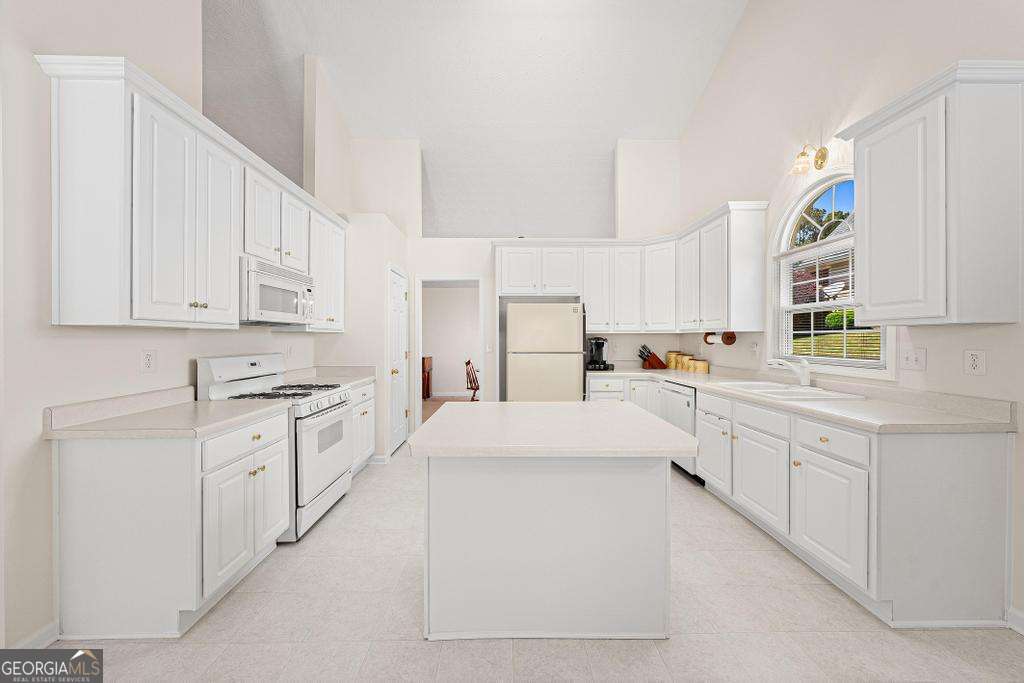 953 Natural Brook Trail Lawrenceville GA 30045