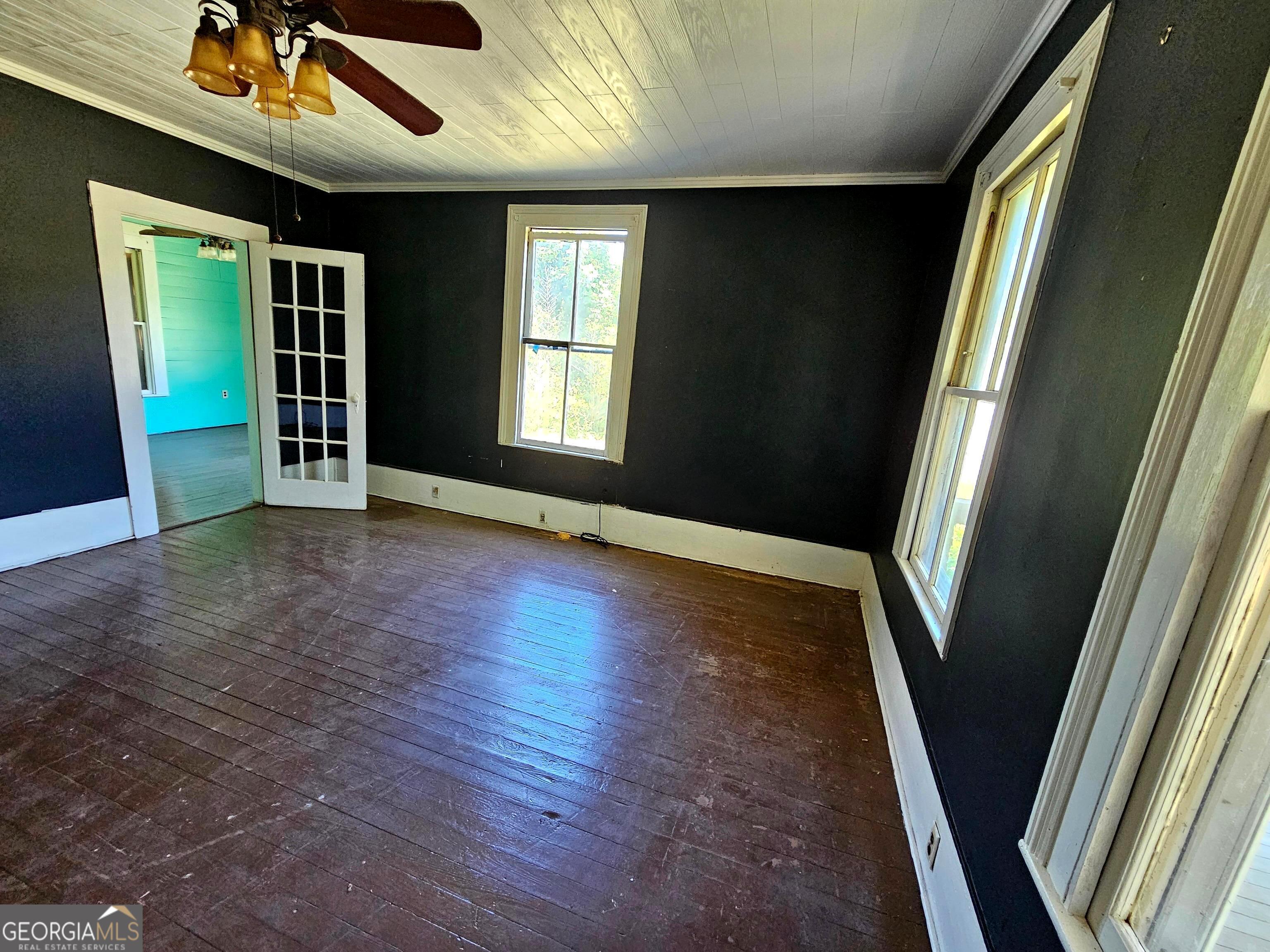 170 S Brown Street Tennille GA 31089