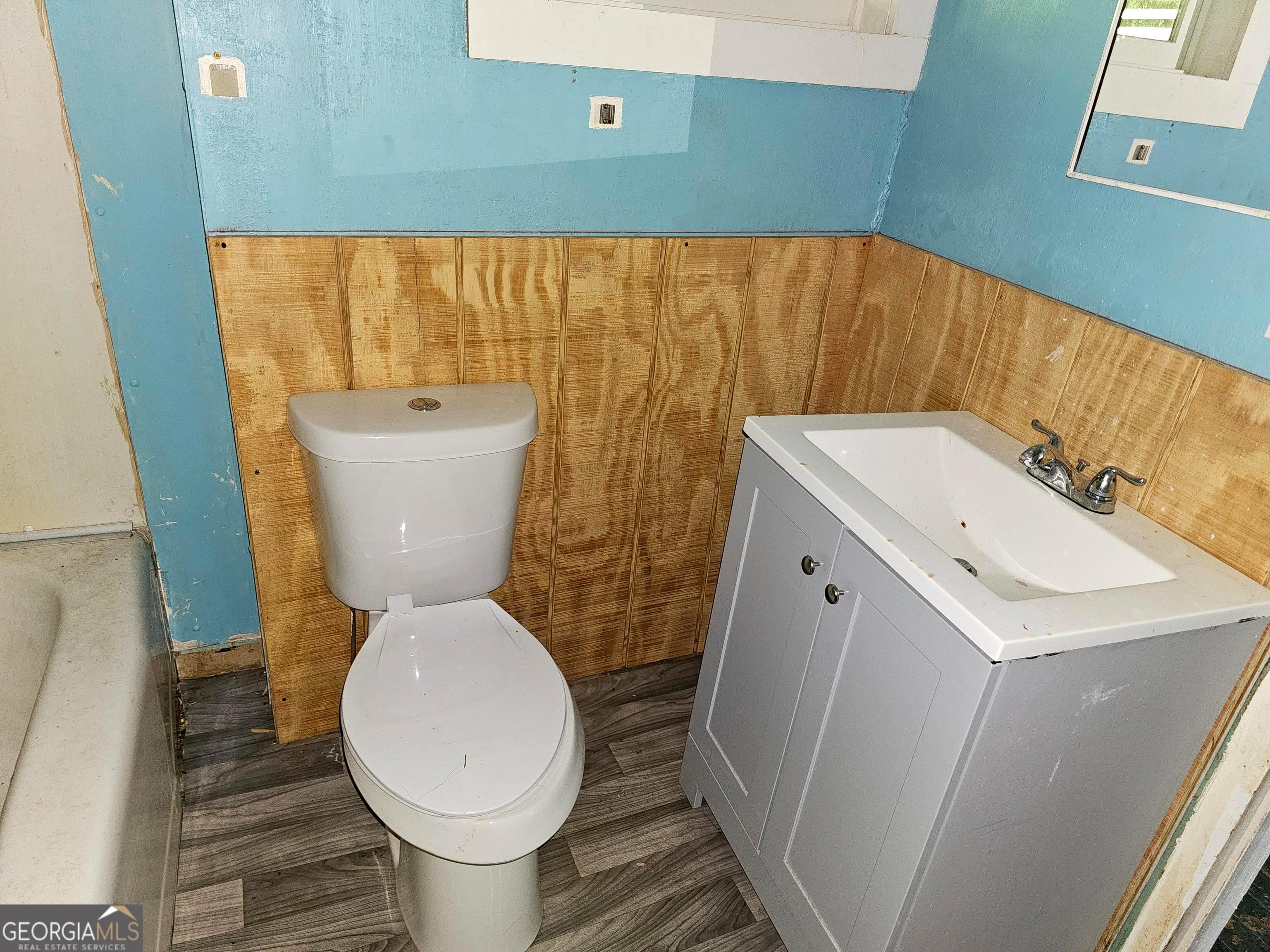 170 S Brown Street Tennille GA 31089