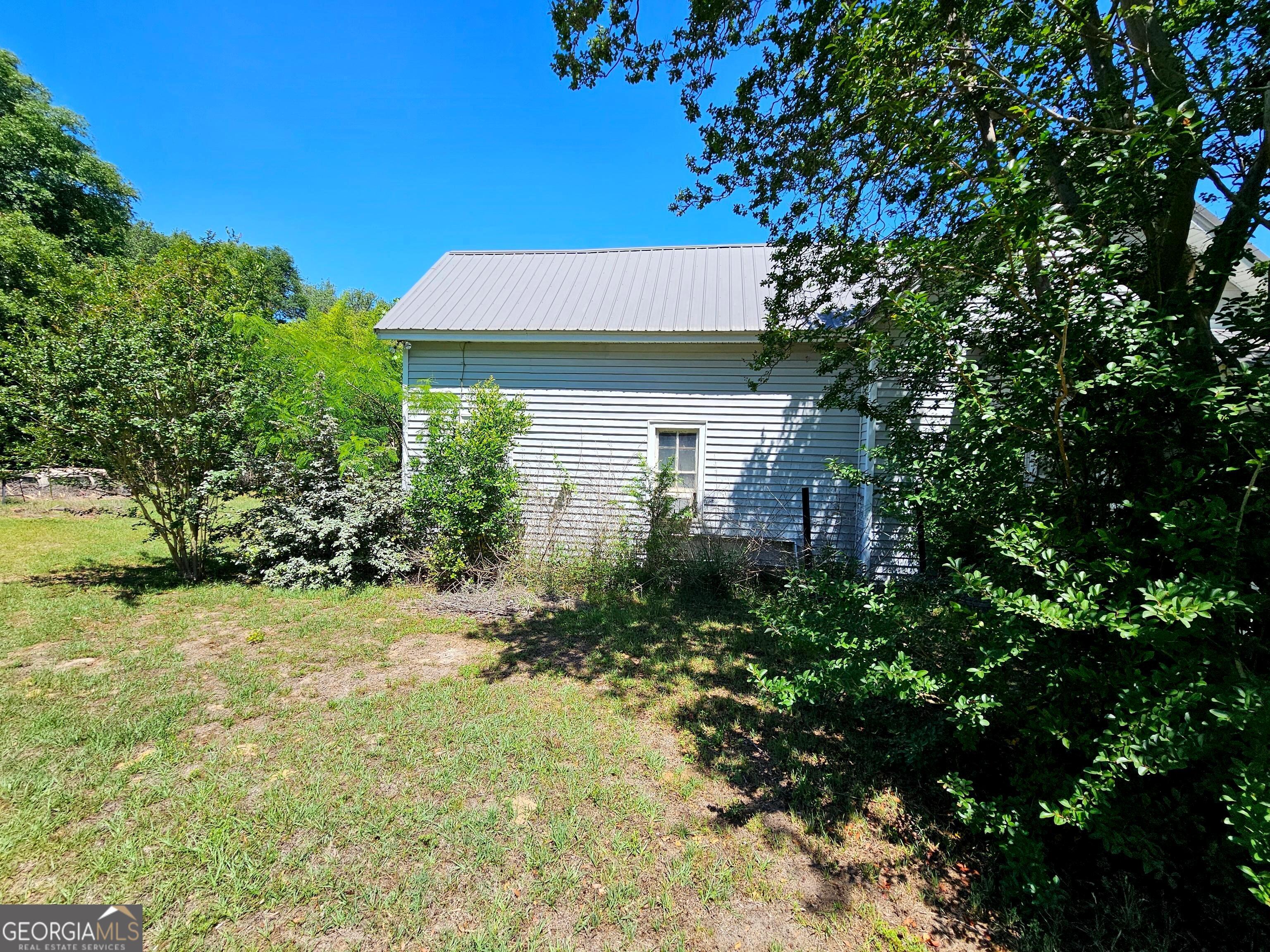 170 S Brown Street Tennille GA 31089