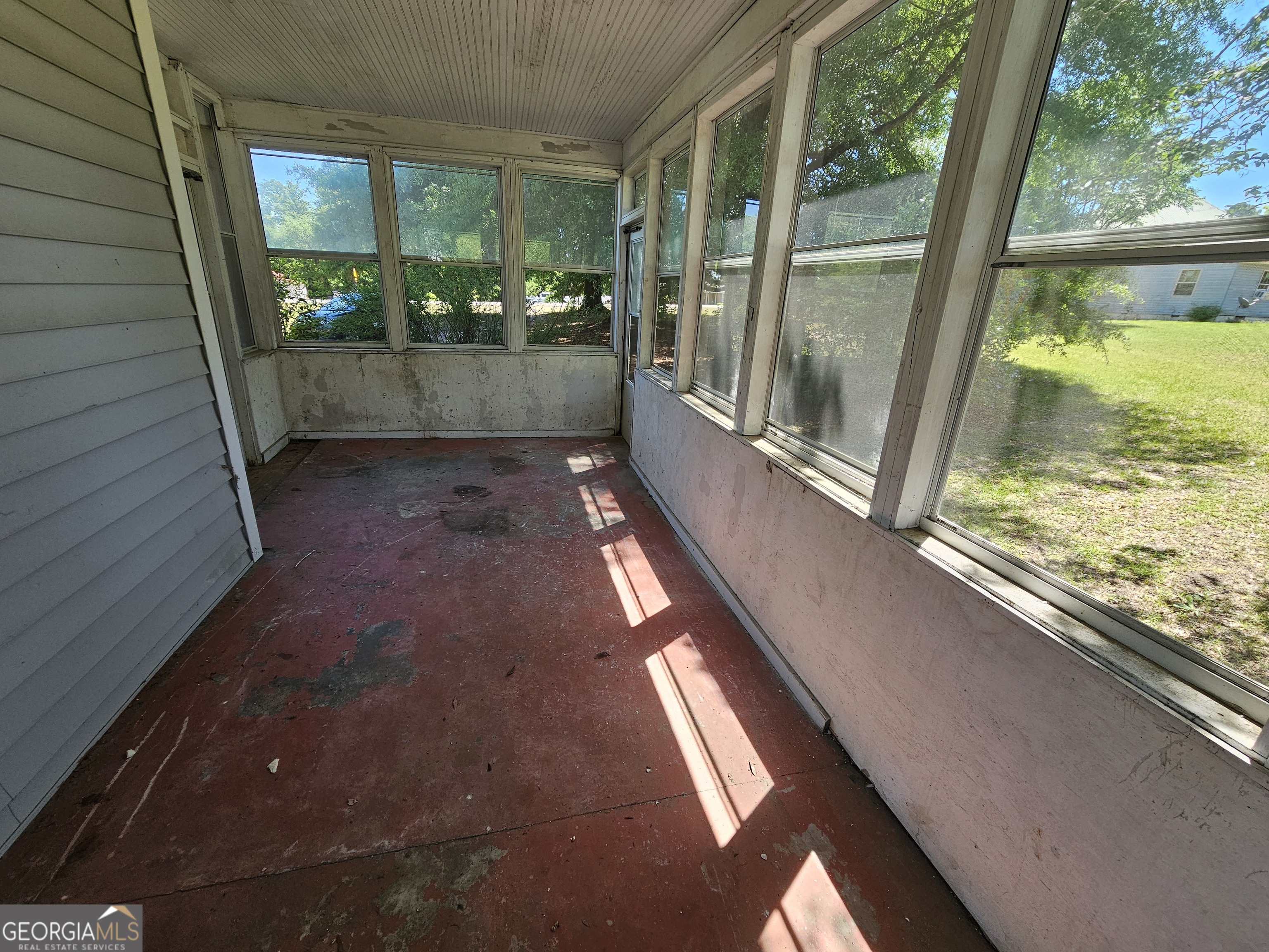 170 S Brown Street Tennille GA 31089