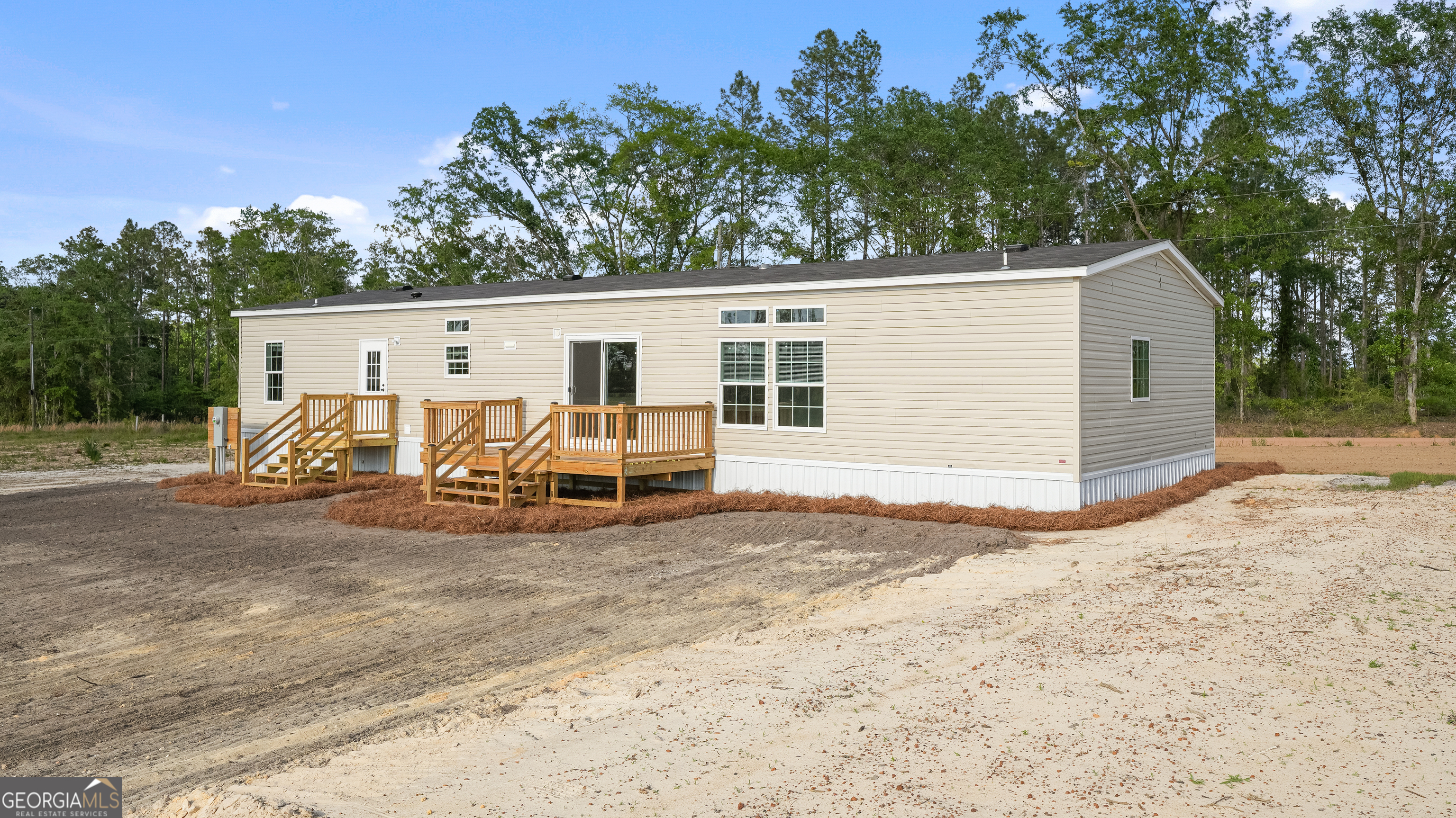 819 Hires Jesup GA 31545