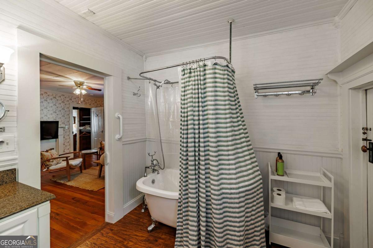 174 Cherry Street Commerce GA 30529