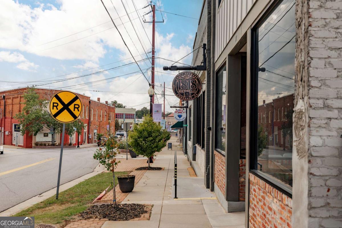 174 Cherry Street Commerce GA 30529