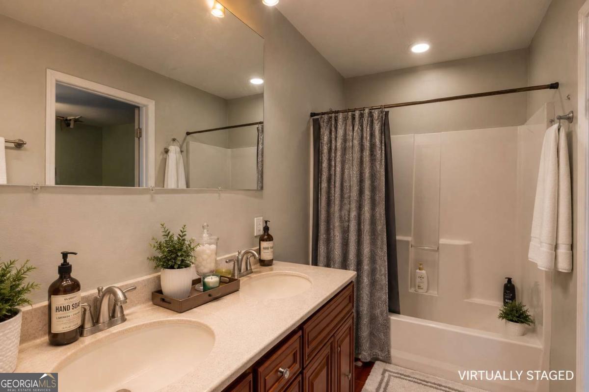 4477 Pine Hill Terrace NE Marietta GA 30066
