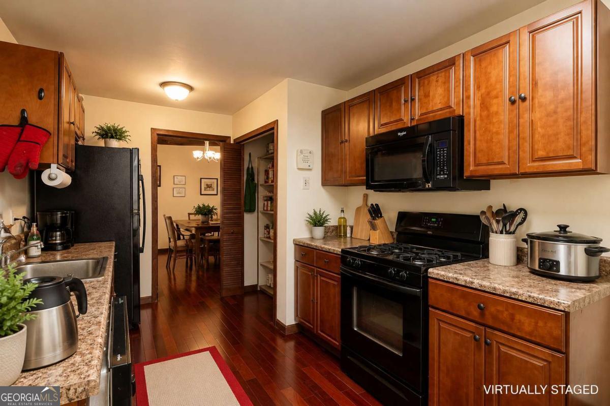 4477 Pine Hill Terrace NE Marietta GA 30066