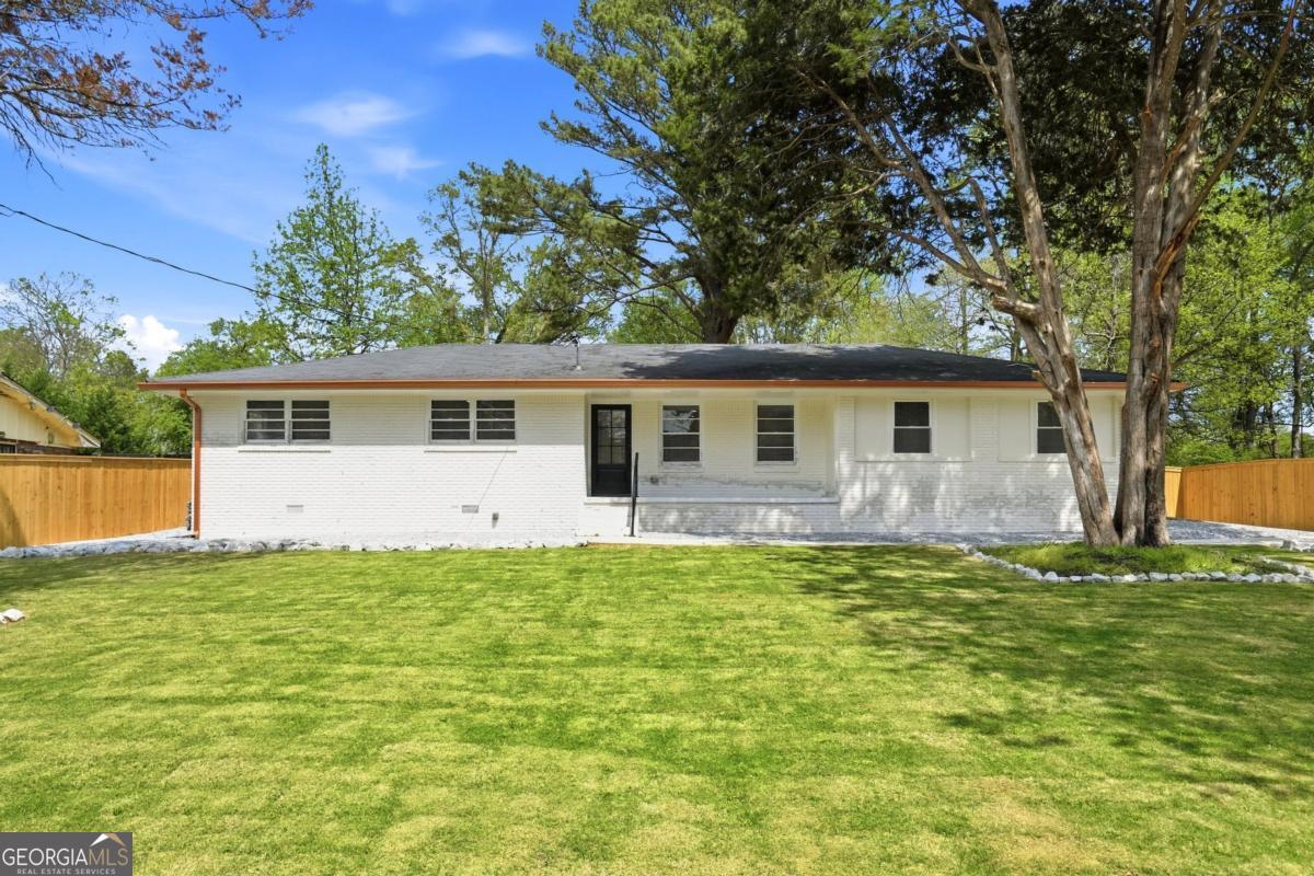 5542 Joeclay Drive Stone Mountain GA 30088