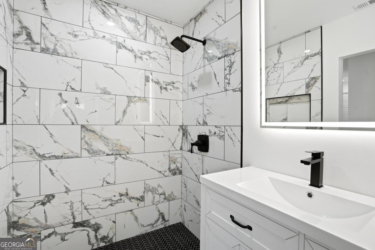 5542 Joeclay Drive Stone Mountain GA 30088