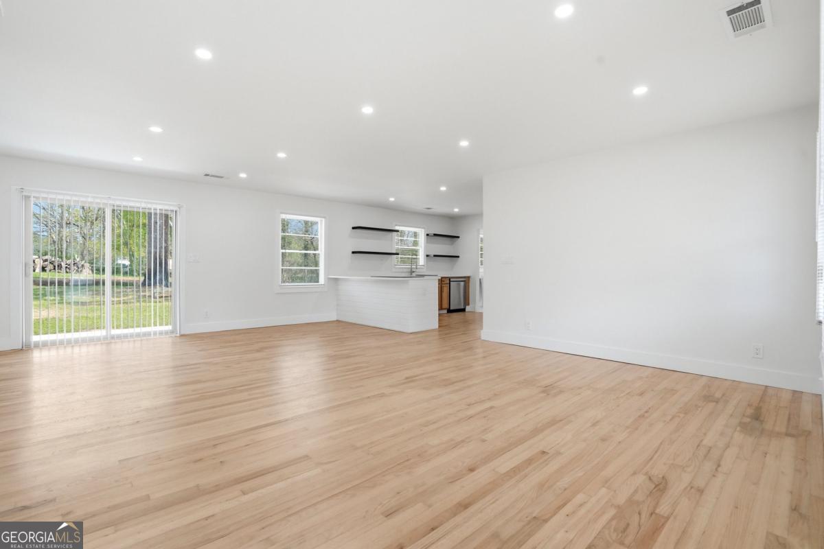 5542 Joeclay Drive Stone Mountain GA 30088