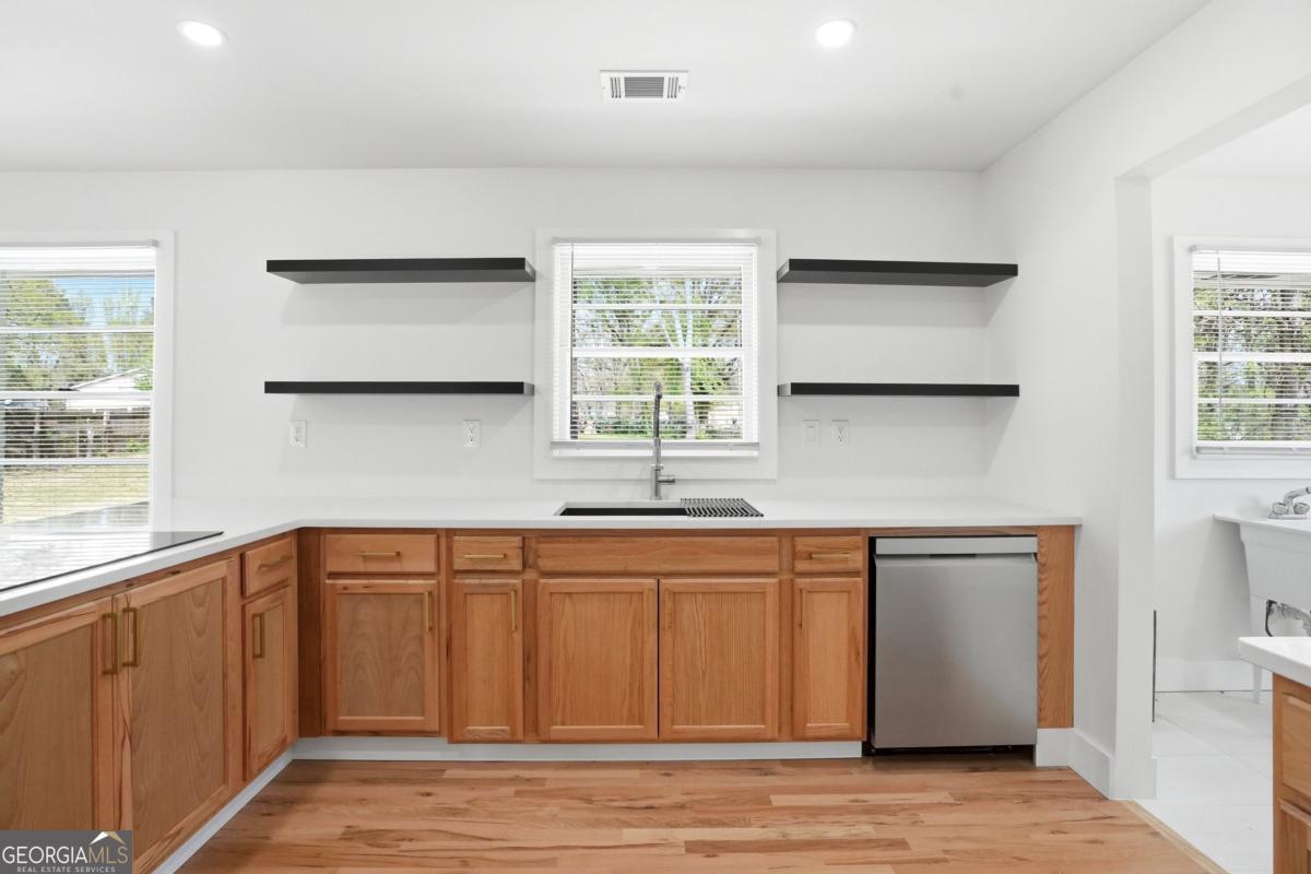 5542 Joeclay Drive Stone Mountain GA 30088