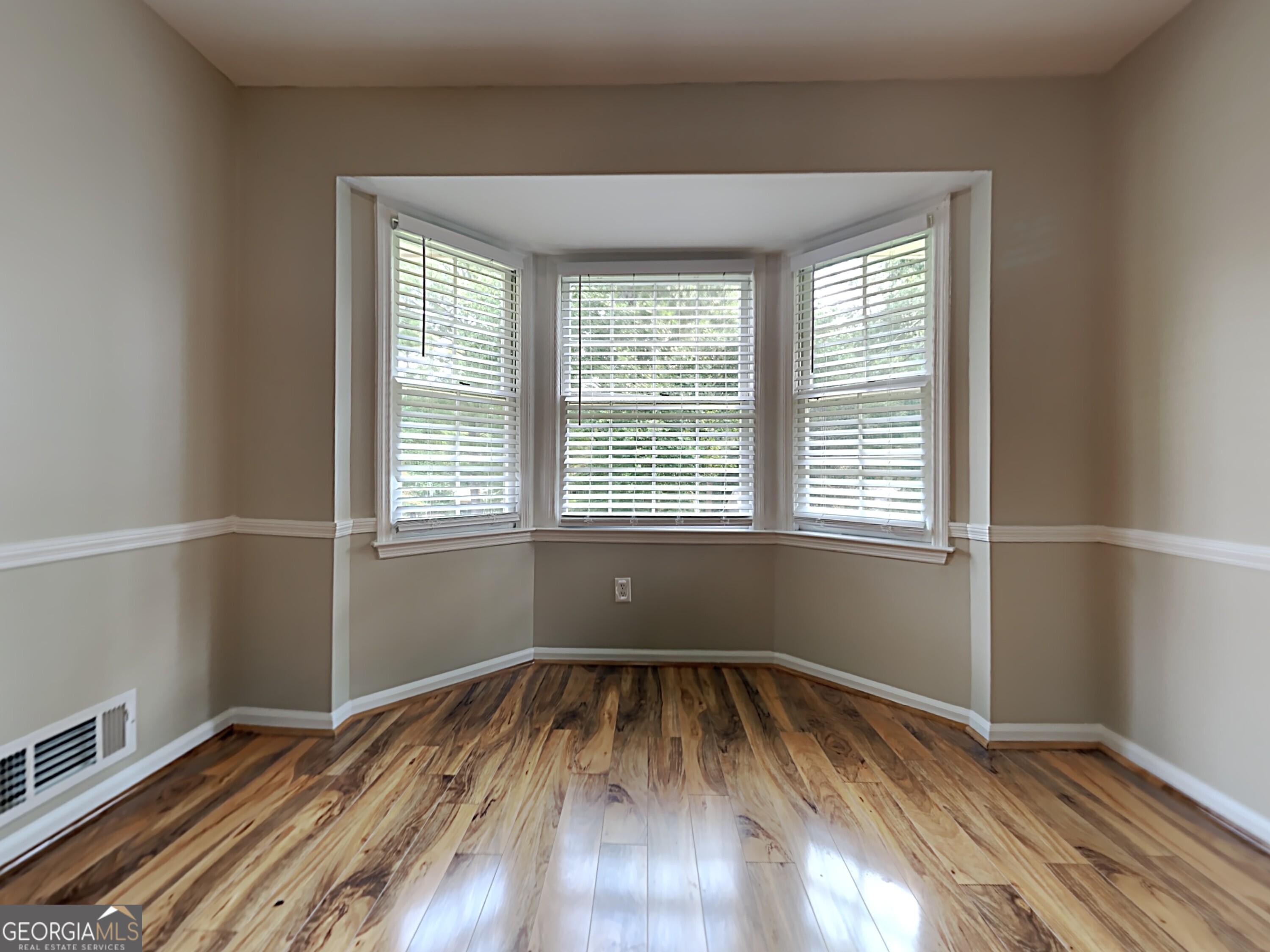 551 Village Green Court SW Lilburn GA 30047
