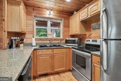 482 High Street Young Harris GA 30582