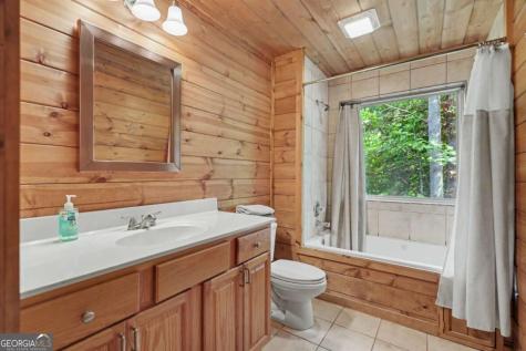 482 High Street Young Harris GA 30582