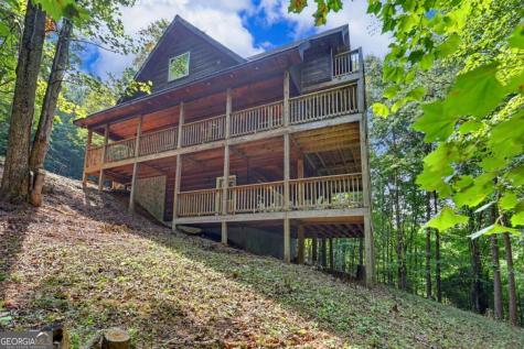 482 High Street Young Harris GA 30582