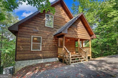 482 High Street Young Harris GA 30582
