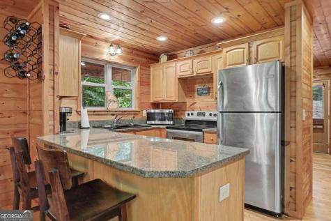 482 High Street Young Harris GA 30582