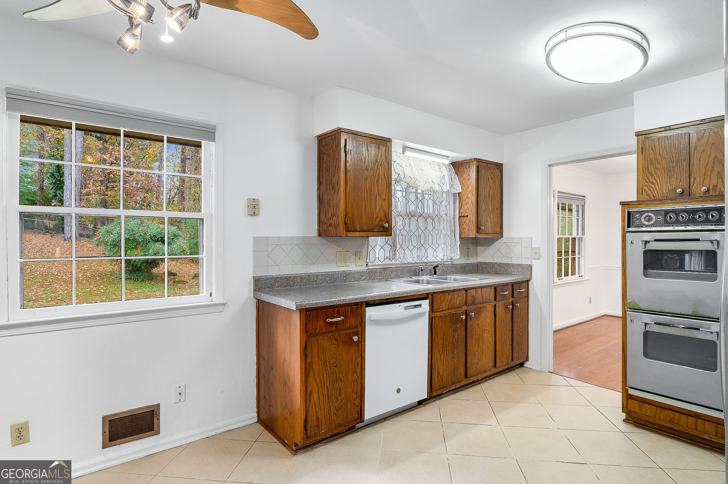 2738 Rainbow Ridge Road Decatur GA 30034
