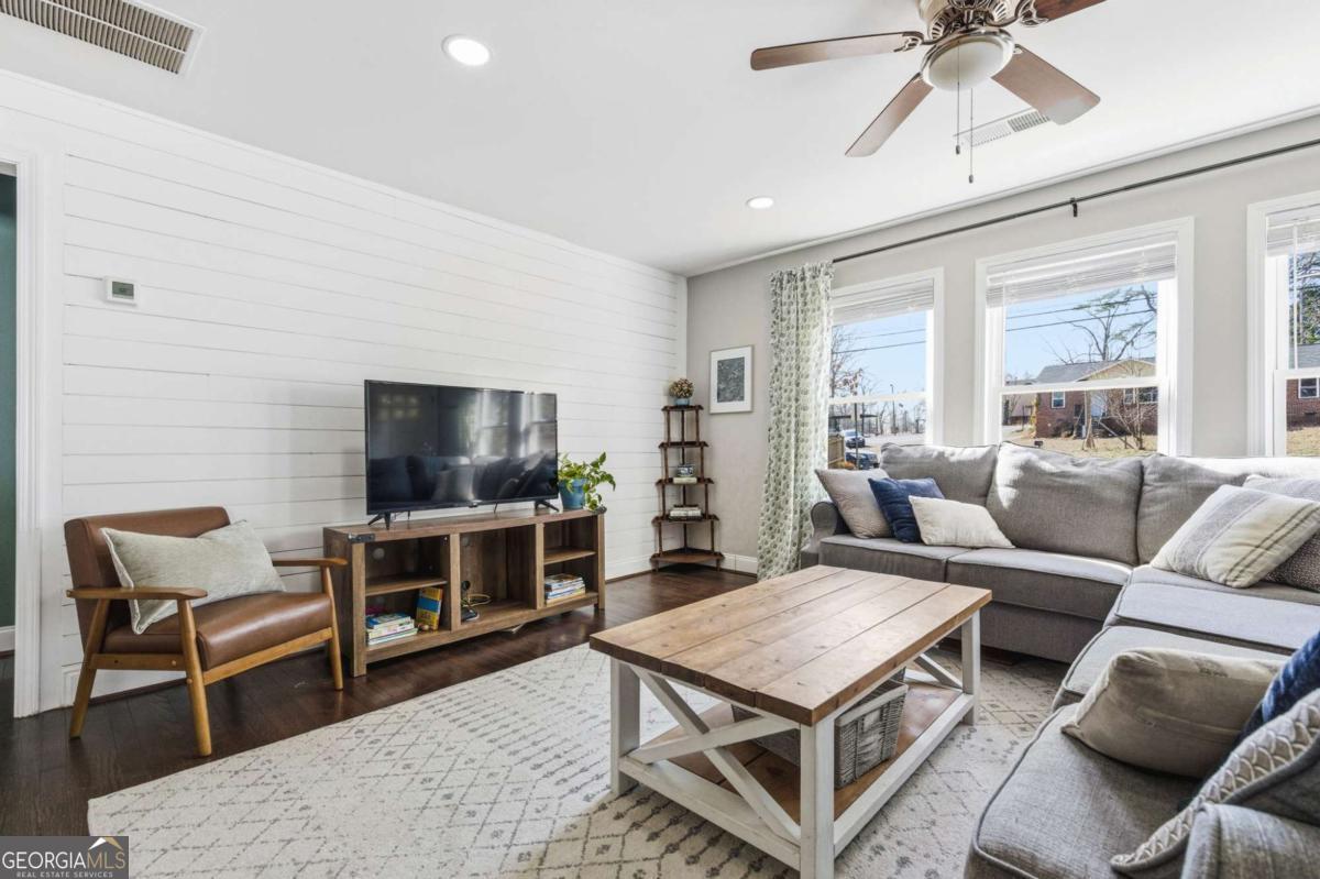 2071 Gober Avenue SE Smyrna GA 30080
